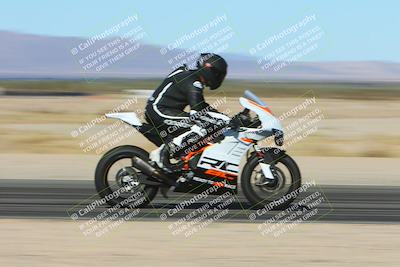 media/Dec-05-2024-Racers Edge (Thu) [[e102e0690b]]/3-B Group/Session 1 Speed Pans/